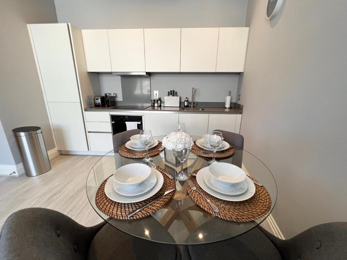 Urban Living'S - Windsor Castle Luxury Apartments Экстерьер фото