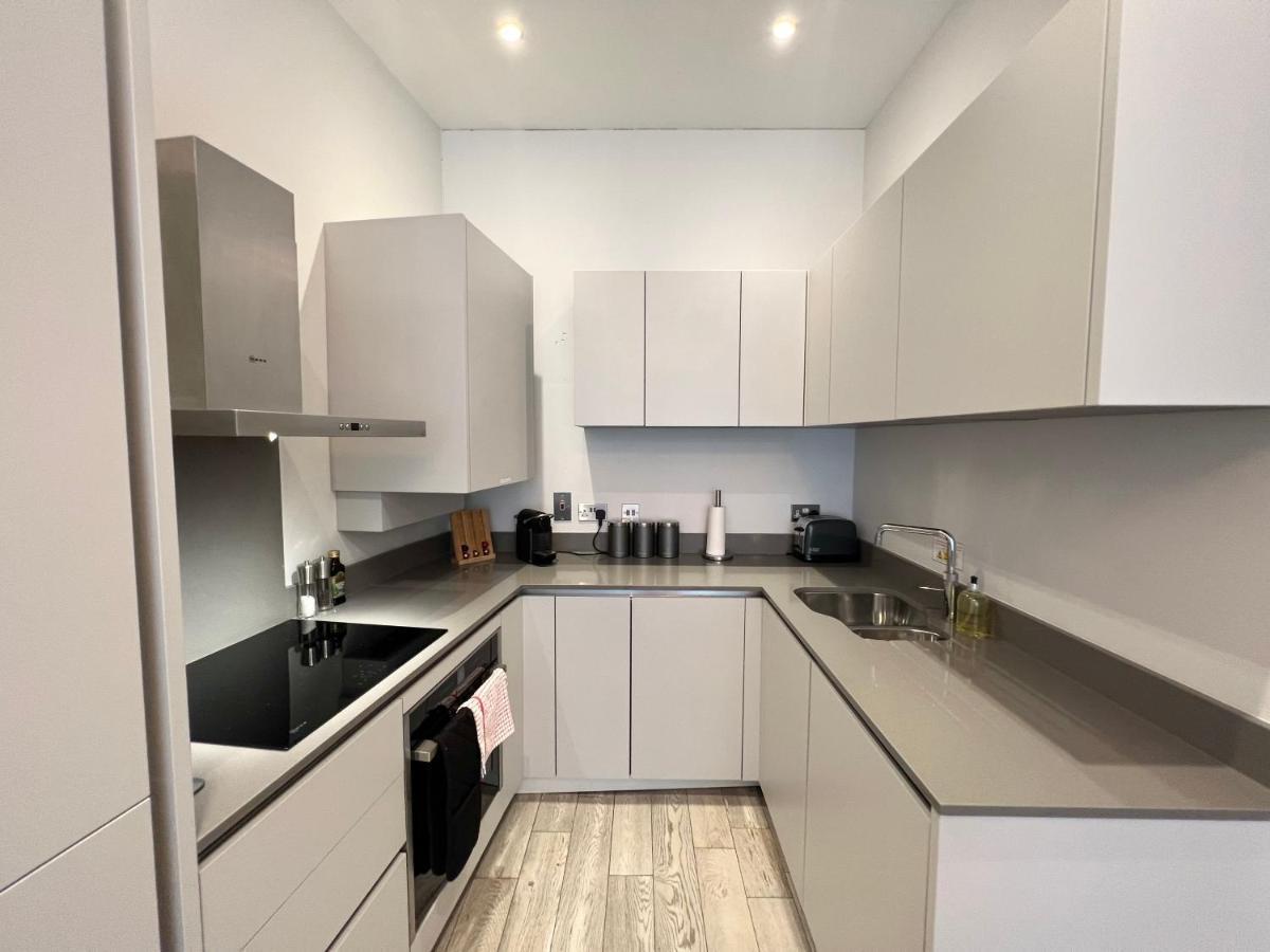 Urban Living'S - Windsor Castle Luxury Apartments Экстерьер фото