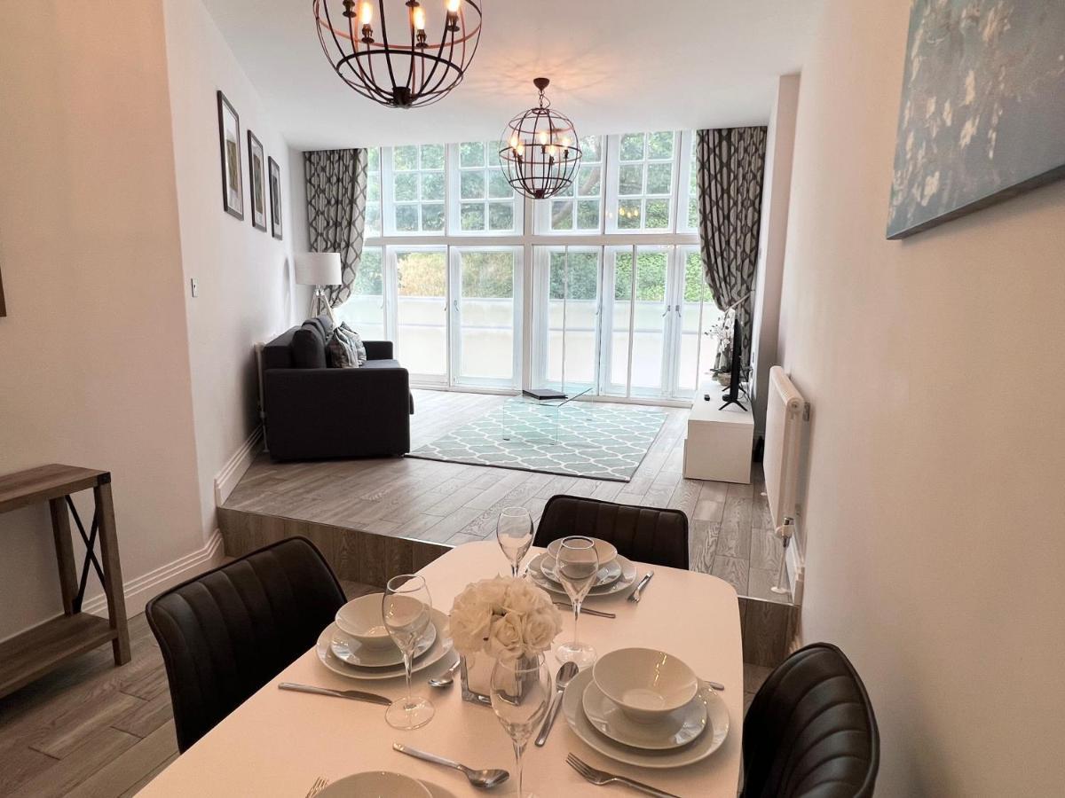 Urban Living'S - Windsor Castle Luxury Apartments Экстерьер фото