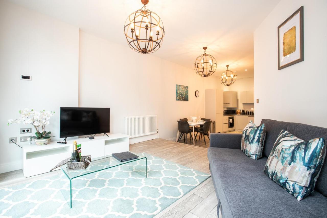 Urban Living'S - Windsor Castle Luxury Apartments Экстерьер фото