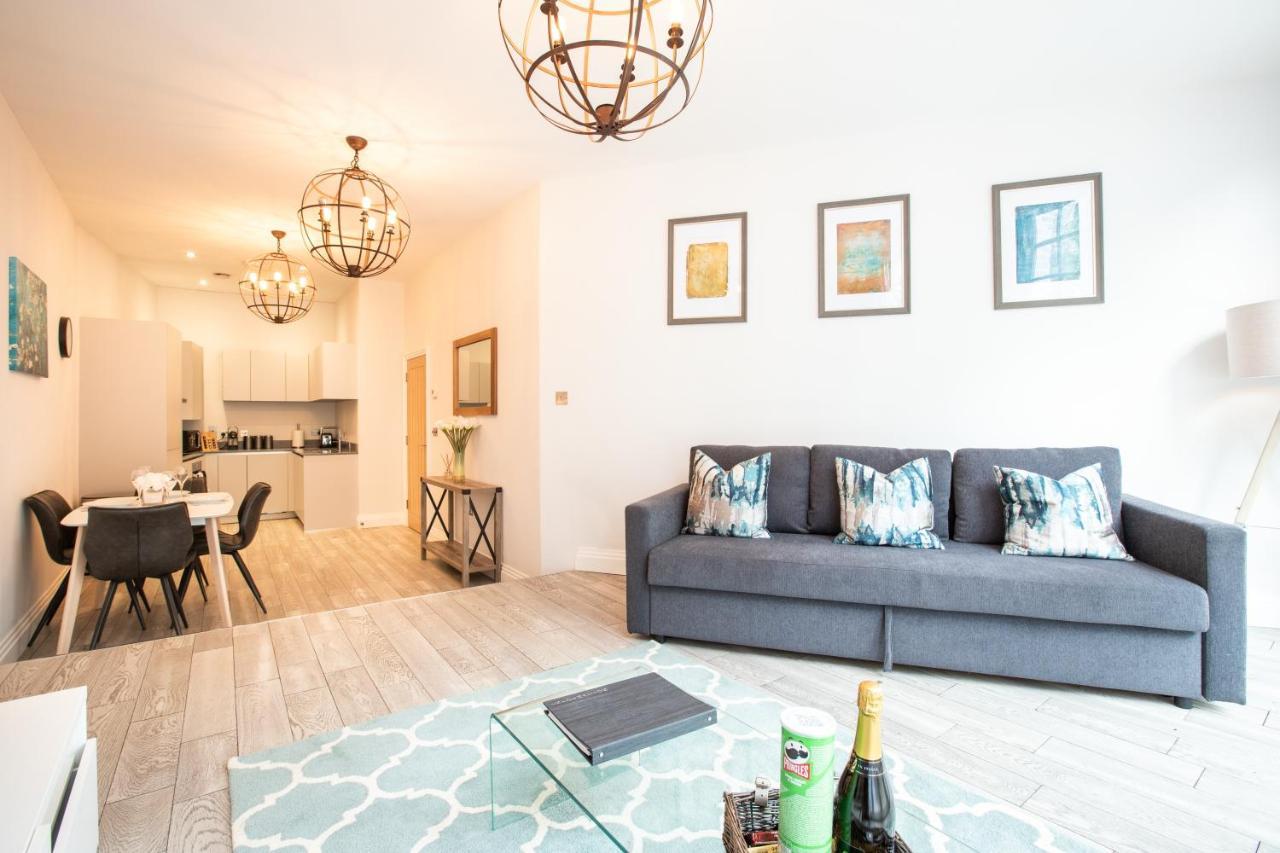 Urban Living'S - Windsor Castle Luxury Apartments Экстерьер фото
