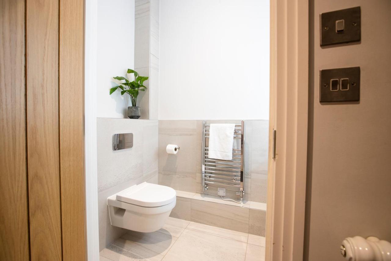 Urban Living'S - Windsor Castle Luxury Apartments Экстерьер фото