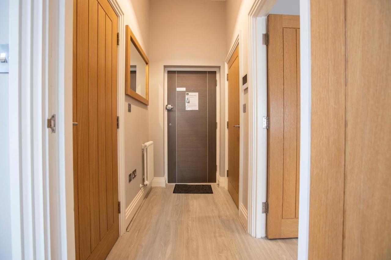 Urban Living'S - Windsor Castle Luxury Apartments Экстерьер фото