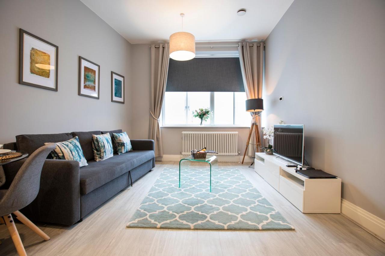 Urban Living'S - Windsor Castle Luxury Apartments Экстерьер фото